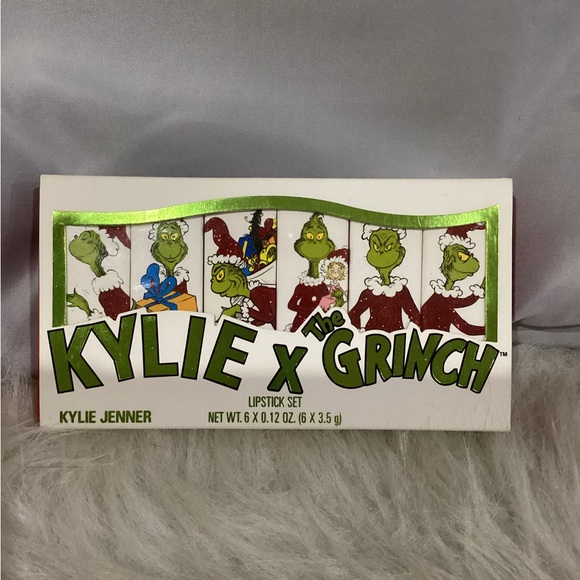 SOLD……NIP Kylie Jenner x The Grinch COMPLETE Lipstick Set Of 6 Holiday - Picture 2 of 8